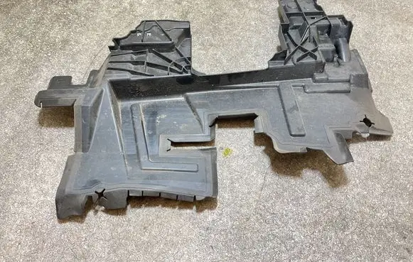 Citroen C4 III e-C4 Radiator trim 9831342980
