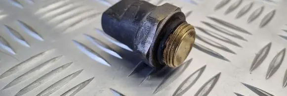 Audi A4 S4 B5 8D Coolant temperature sensor 321959481C