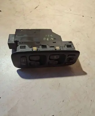 Volvo S60 Electric window control switch 8682836 MD37BD00107
