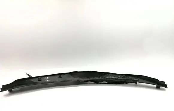 Mercedes-Benz E W212 Wiper trim A2128300013 A2128301013