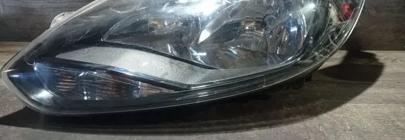 Ford Focus Headlight/headlamp BM5113W030DH