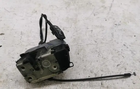 Renault Laguna II Front door lock