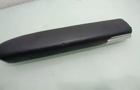 Mercedes-Benz S W221 Armrest A2217270166