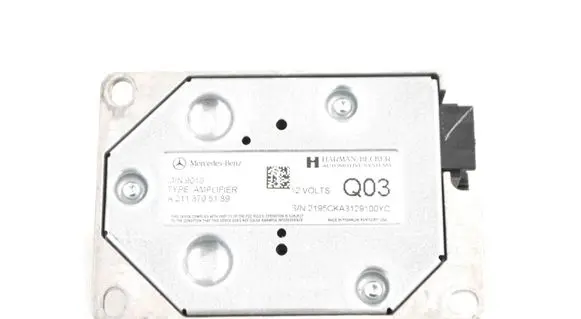 Mercedes-Benz R W251 Sound amplifier A2118705189
