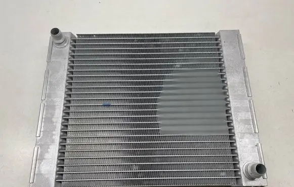 BMW 7 F01 F02 F03 F04 Optional radiator 2284278 17112284277 2284277