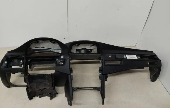 BMW 5 E60 E61 Dashboard 696081603
