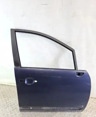 KIA Carens II Front door 760041D010