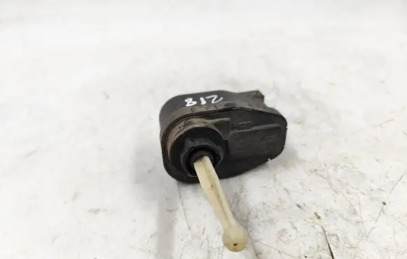BMW 3 E36 Headlight level adjustment motor 0307851327