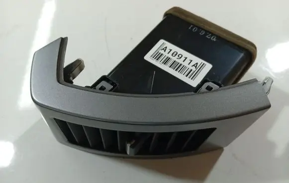 Peugeot 4007 Dash center air vent grill GN71114000