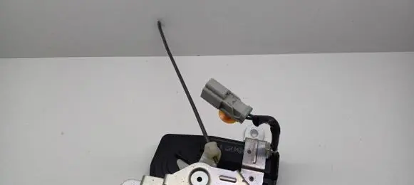 Honda CR-V Tailgate window lock/catch/latch 