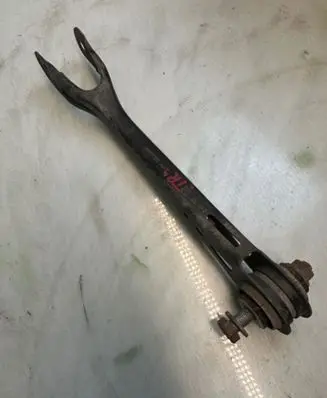 BMW 7 G11 G12 Rear control arm 6861114