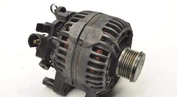 Citroen C4 I Generator/alternator 9646321880