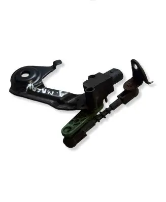 Porsche Macan (95B) Rear air suspension level height sensor 304059 4H0907503 081018H10800H