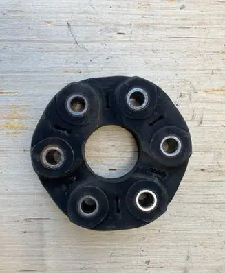 BMW 7 E38 Rear prop shaft donut coupling/joint 1209168