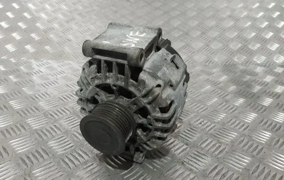 Audi A4 S4 B7 8E 8H Generator/alternator 06D903016A 2543369C