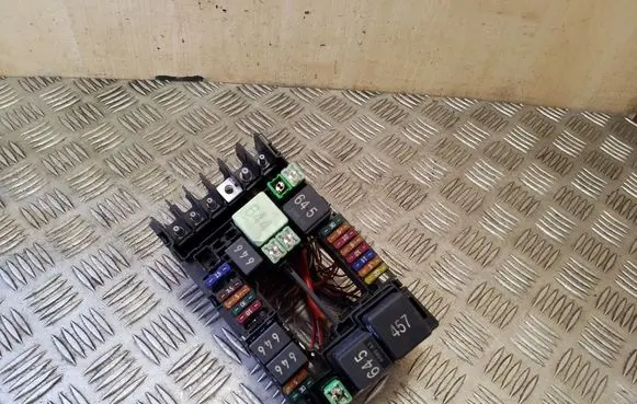 Volkswagen PASSAT B8 Fuse module 5Q0937125B