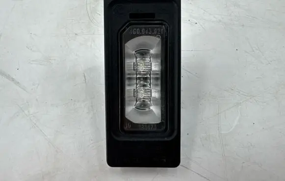 Audi RS6 C7 Number plate light 4G0943021