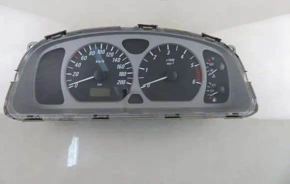 Speedometer (instrument cluster)