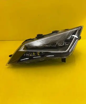 Seat Leon (5F) Headlight/headlamp 5F1941007D