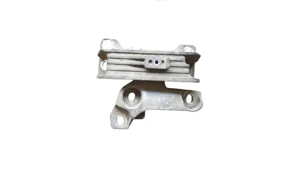 Engine mount bracket