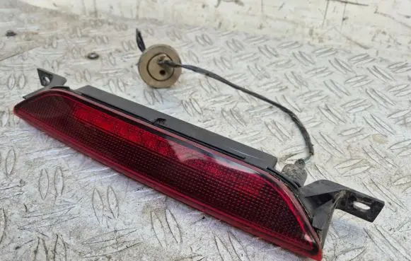 Jeep Compass Third/center stoplight 05303754AF 21276B 983283