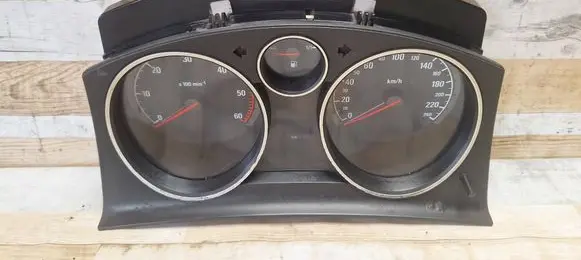 Opel Zafira B Speedometer (instrument cluster) 13225988 A2C53164392 3164392