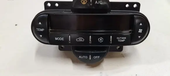 KIA Carens I Climate control unit C200333490 200333490 OK2FB61190