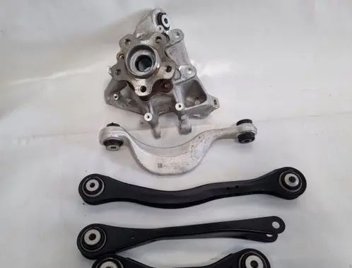 BMW X5 G05 Rear control arm 6876653