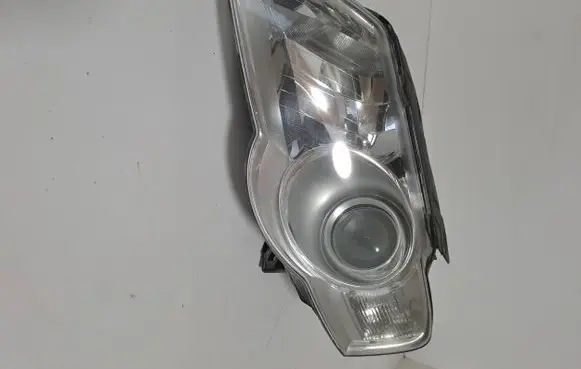 Volkswagen PASSAT B6 Headlight/headlamp 3C0941005M 89312170