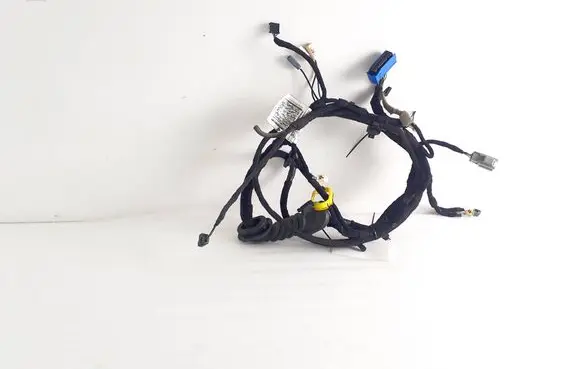 Maserati Levante Tailgate/trunk wiring harness 06700380430 02715 670037939