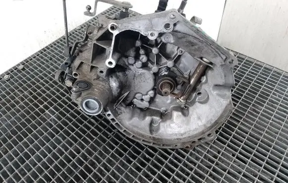 Peugeot 206+ Manual 5 speed gearbox 20CQ82