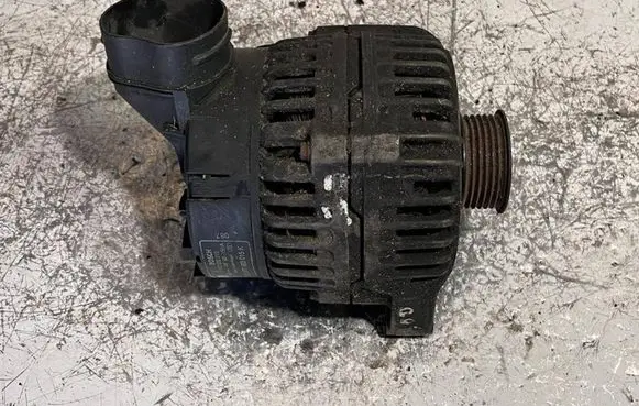 Audi A8 S8 D2 4D Generator/alternator 0123520019 077903015K 90150A