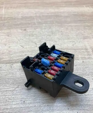 Mazda 5 Fuse box set 5615