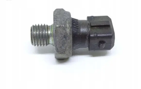 BMW 5 E39 Oil pressure sensor 17105092A