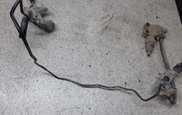 Clutch slave cylinder