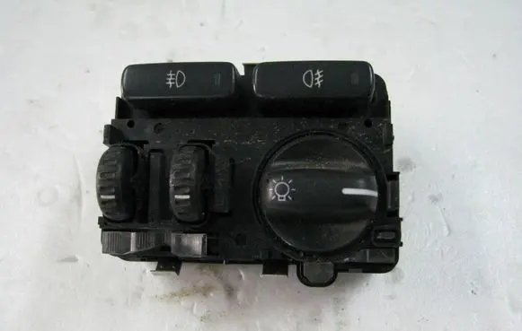 Volvo XC90 Light switch 30739304
