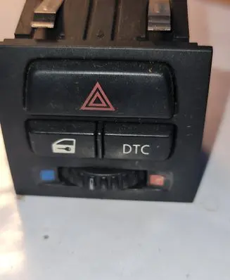 BMW 3 E90 E91 Hazard light switch 549549500 613194565201 94565201