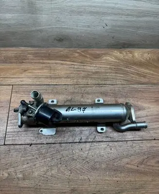 Skoda Octavia Mk2 (1Z) EGR valve cooler 03L131512B
