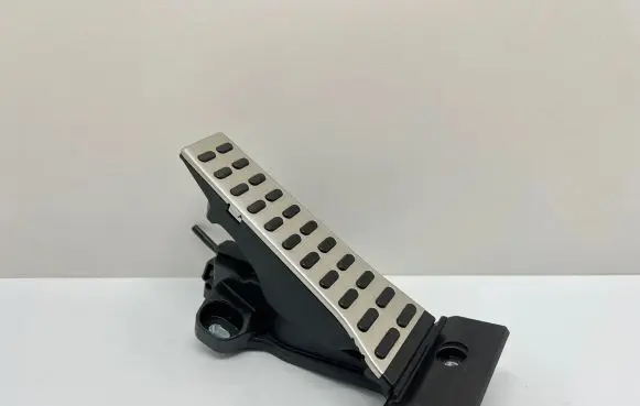 KIA Sportage Accelerator throttle pedal