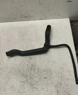 Audi A6 S6 C4 4A Engine coolant pipe/hose 4a0121101