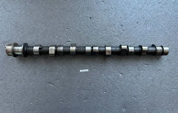 Mitsubishi Pajero Camshaft MD137163