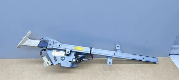 Mercedes-Benz CLK A209 C209 Seat belt adjustment motor 2038600282