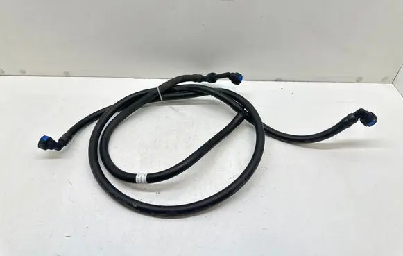 Volkswagen Touran II Headlight washer hose/pipe 1T0955970D