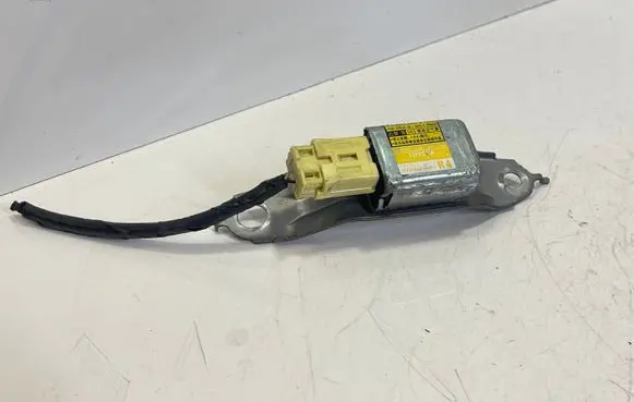 Toyota Prius (XW20) Airbag deployment crash/impact sensor 8983347030 1879000912