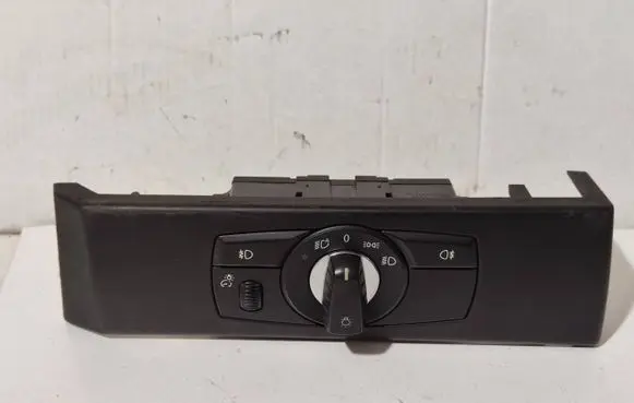 BMW 5 E60 E61 Light switch 6988565 33295201 30071010326704