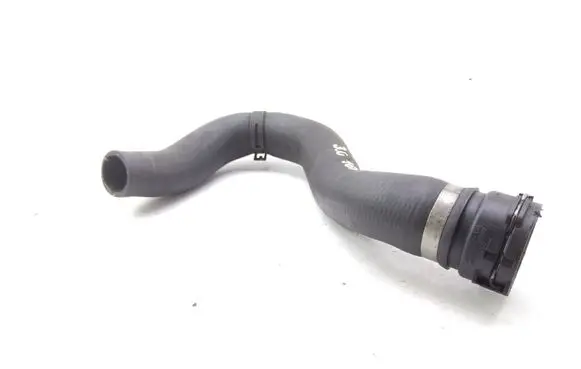 Audi A6 S6 C6 4F Engine coolant pipe/hose