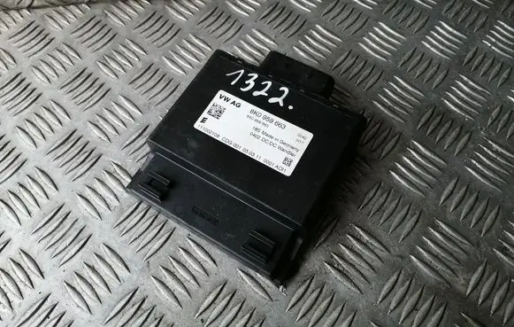 Audi A6 S6 C7 4G Voltage converter/converter module 8K0959663