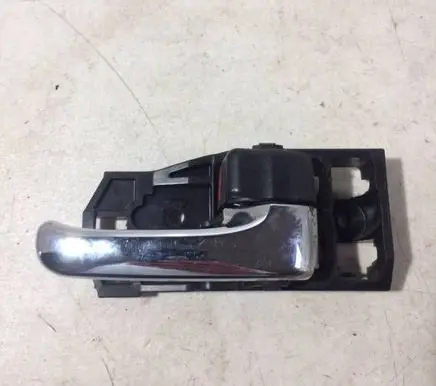 Lexus IS 200-300 Front door interior handle