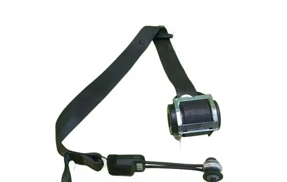 Opel Corsa E Front seatbelt F390330224 BEZPIECZENSTWA