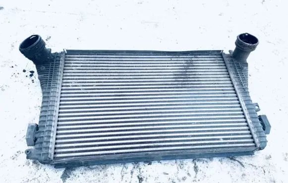 Skoda Octavia Mk2 (1Z) Intercooler radiator